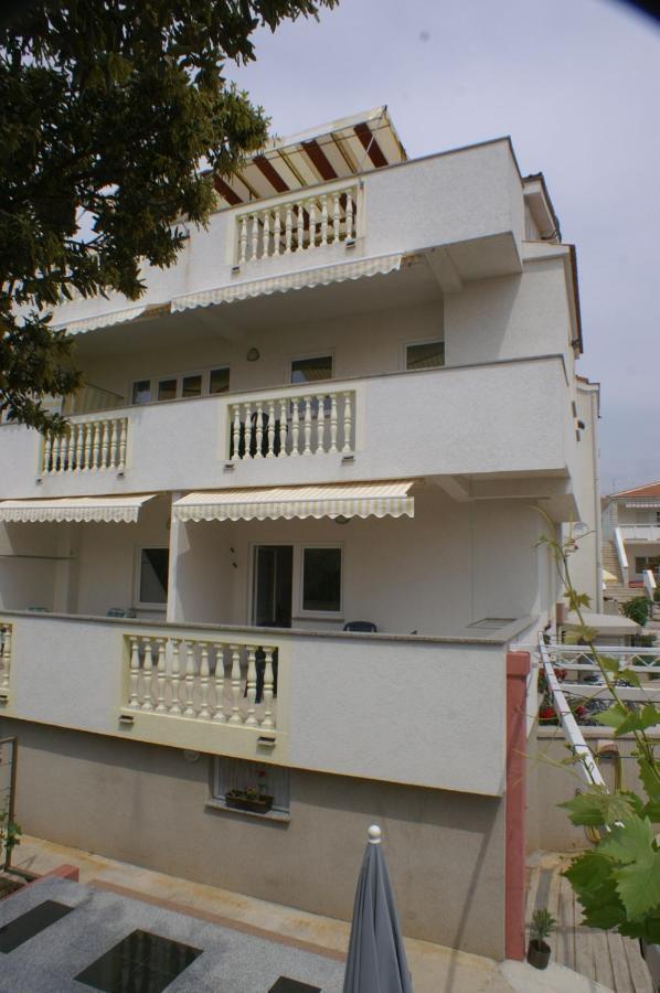Apartments By The Sea Mandre, Pag - 4098 Extérieur photo
