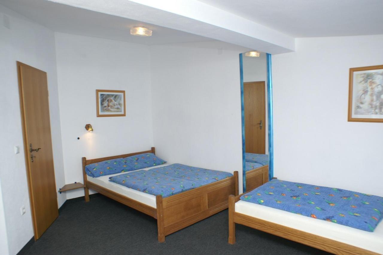Apartments By The Sea Mandre, Pag - 4098 Extérieur photo